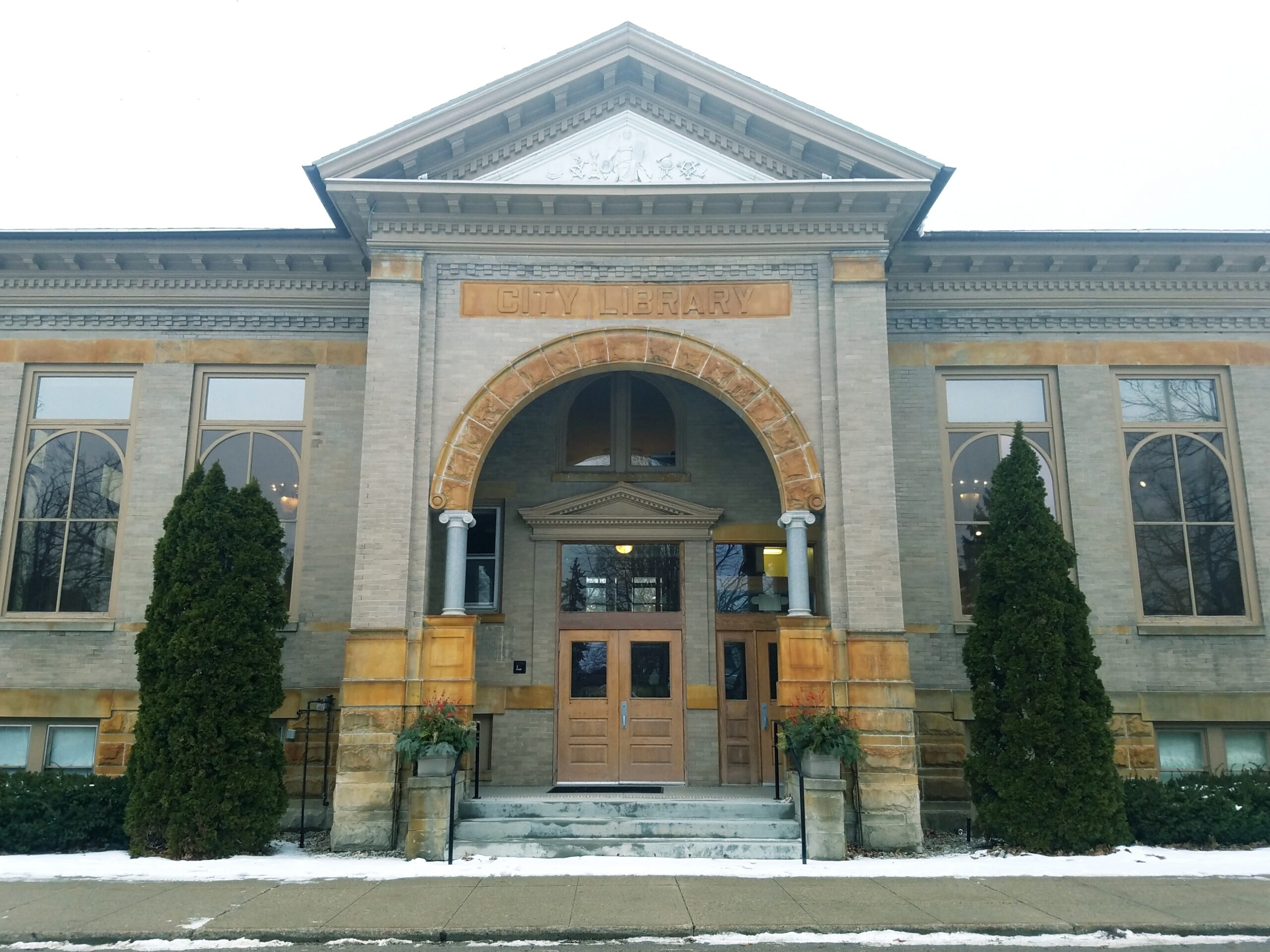 You are currently viewing City of Traverse City upgrades Carnegie Library Building lights to LED