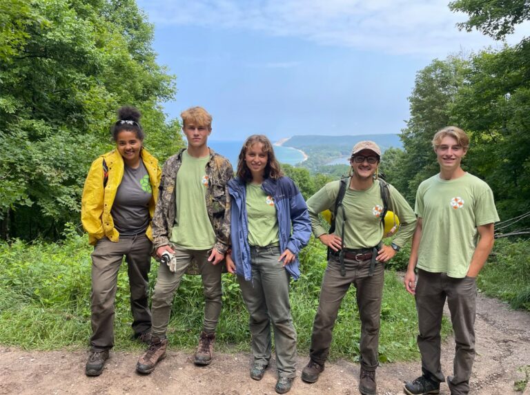 Read more about the article Sleeping Bear & EcoCorps: Another Great Season!