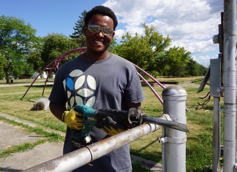 You are currently viewing Young adults do like the skilled trades!